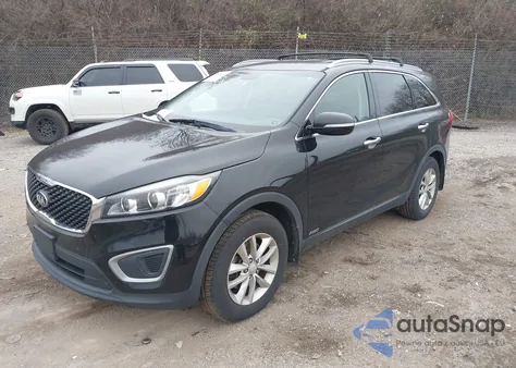 2016 Kia Sorento 2.4L Lx из США, поврежденный, VIN 5XYPGDA32GG043012